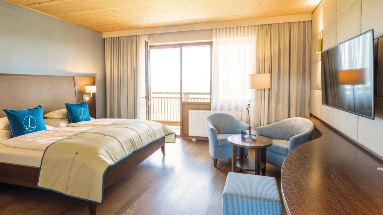Hotel & Spa Larimar Stegersbach Buitenkant foto