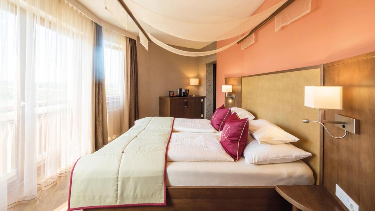 Hotel & Spa Larimar Stegersbach Buitenkant foto