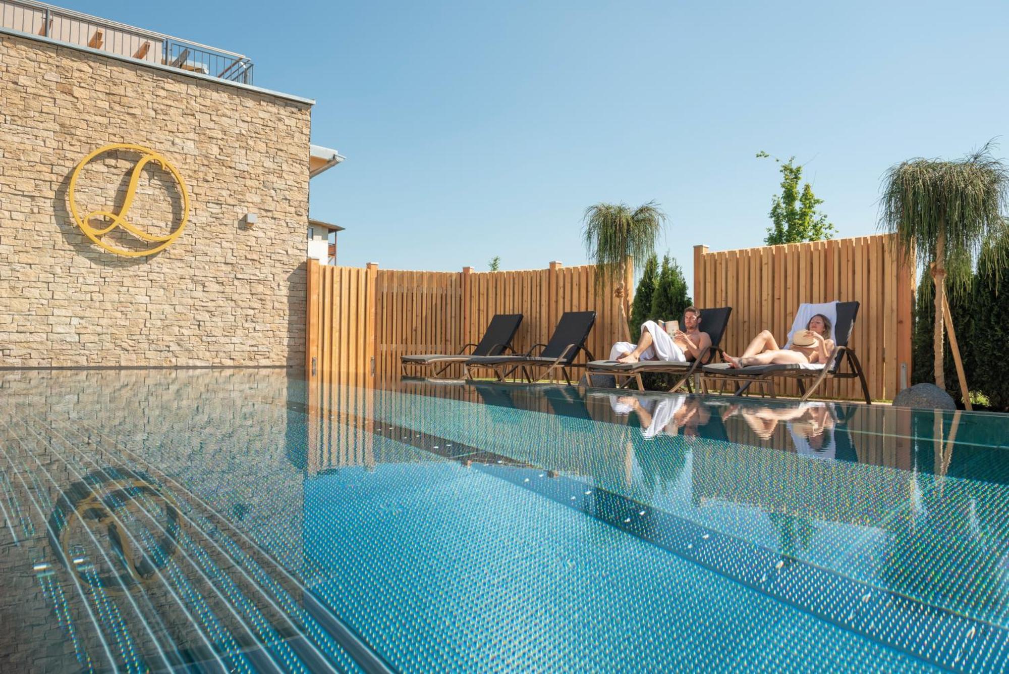 Hotel & Spa Larimar Stegersbach Buitenkant foto