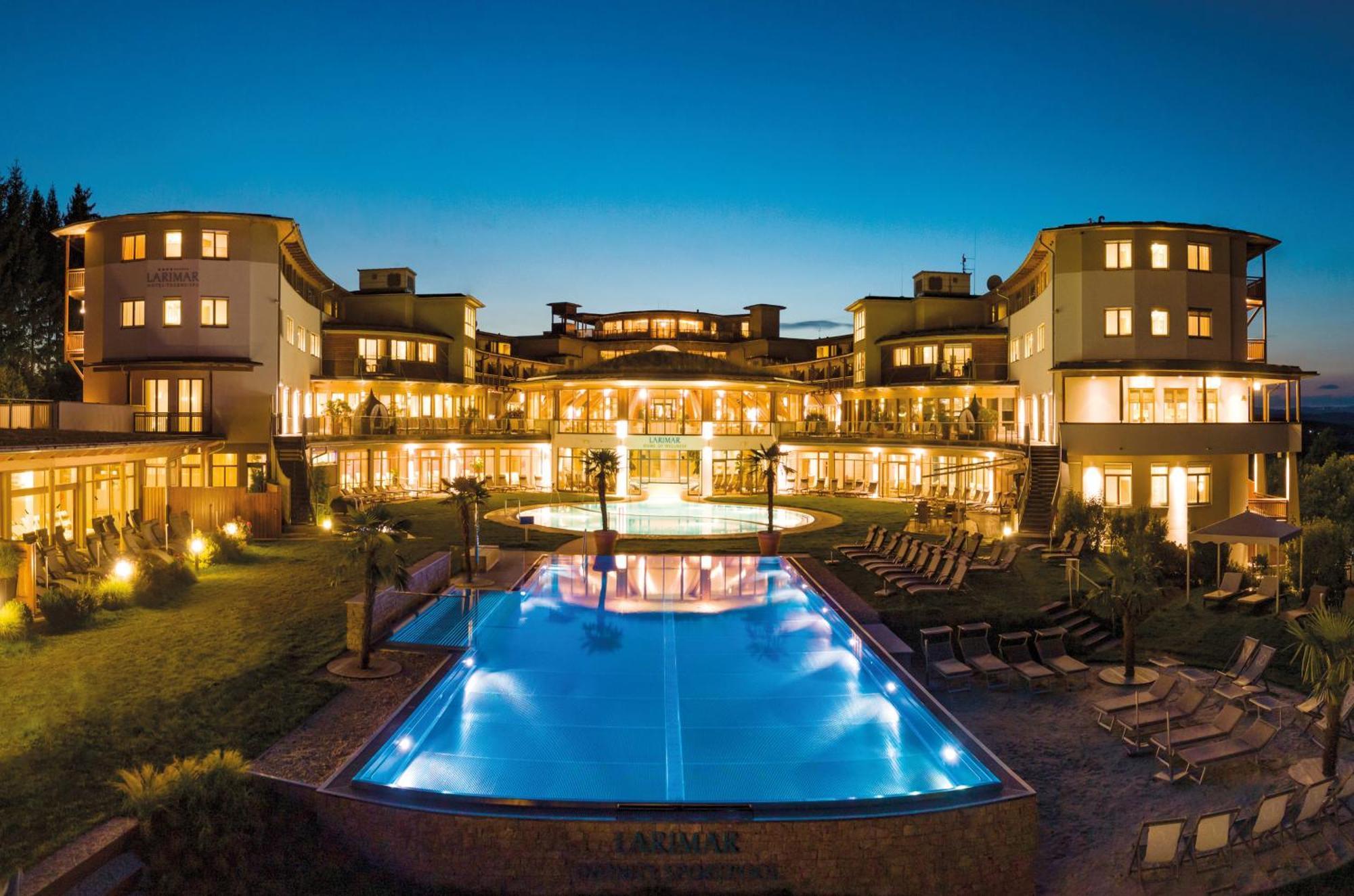 Hotel & Spa Larimar Stegersbach Buitenkant foto